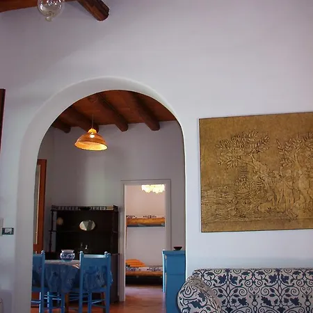 Eoliana Villa *