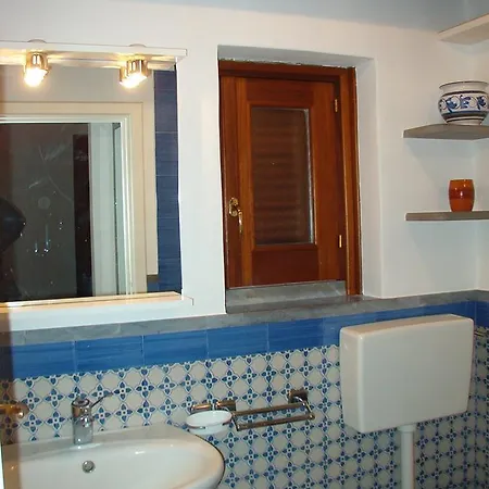 Eoliana Villa *